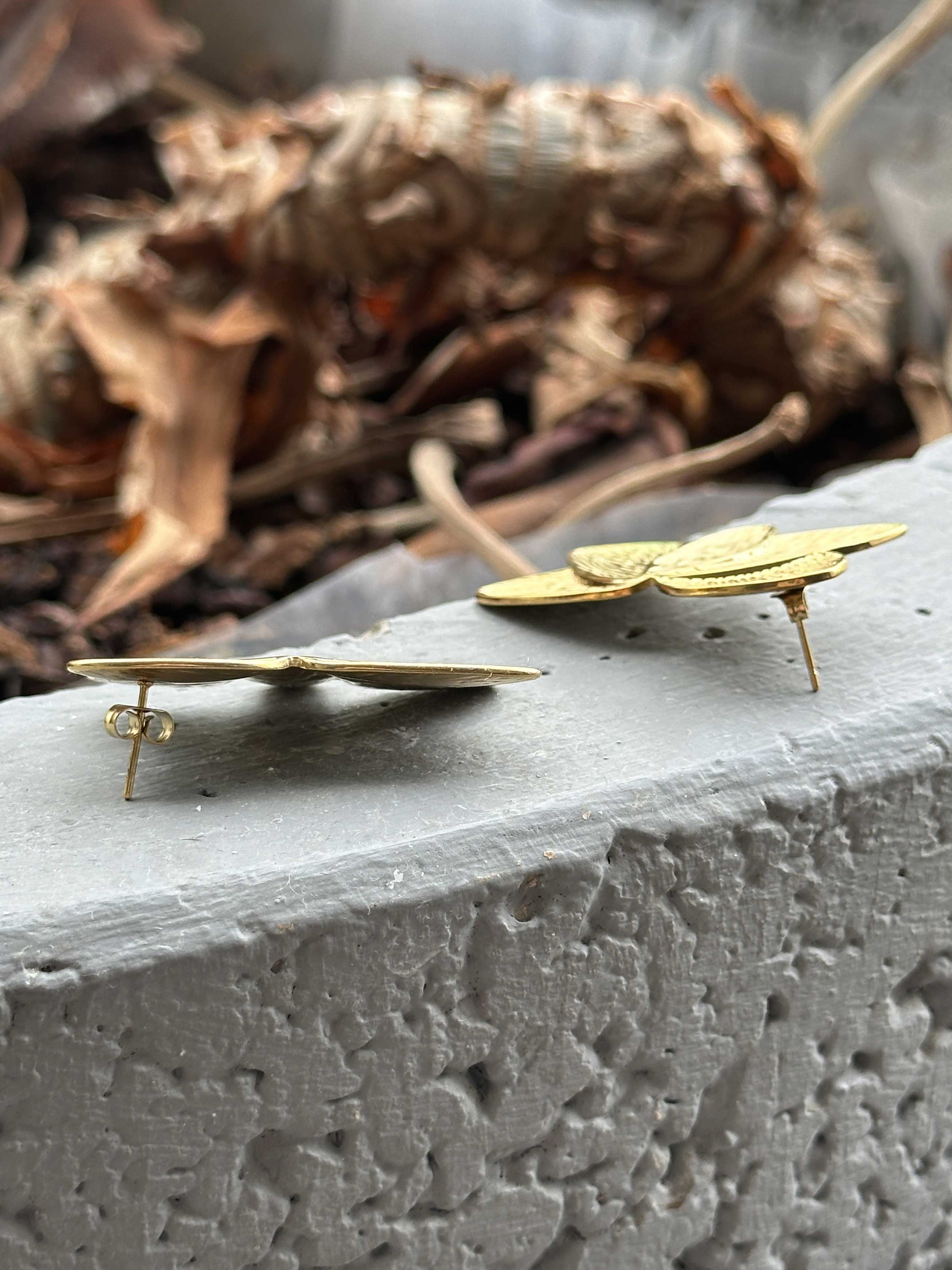 Eleanor - Guld blommörhängen